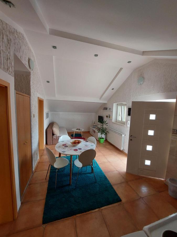 Apartman Kovac Διαμέρισμα Τρέμπινιε Εξωτερικό φωτογραφία