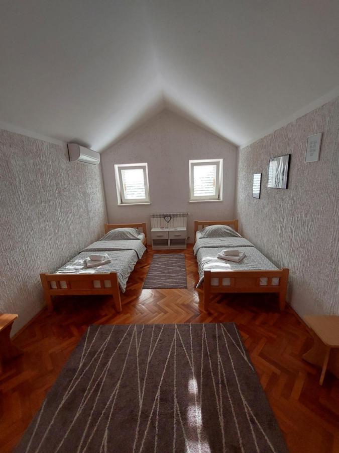 Apartman Kovac Διαμέρισμα Τρέμπινιε Εξωτερικό φωτογραφία